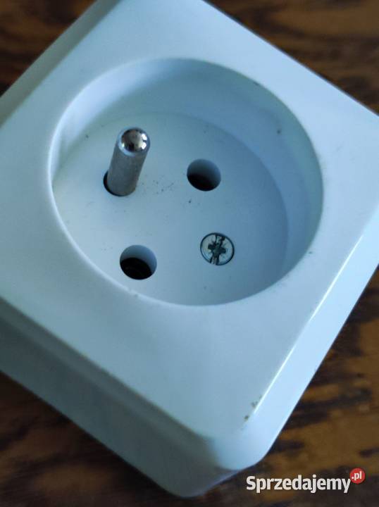 gniazda elektryczne ścienne elektryczne sprzedam