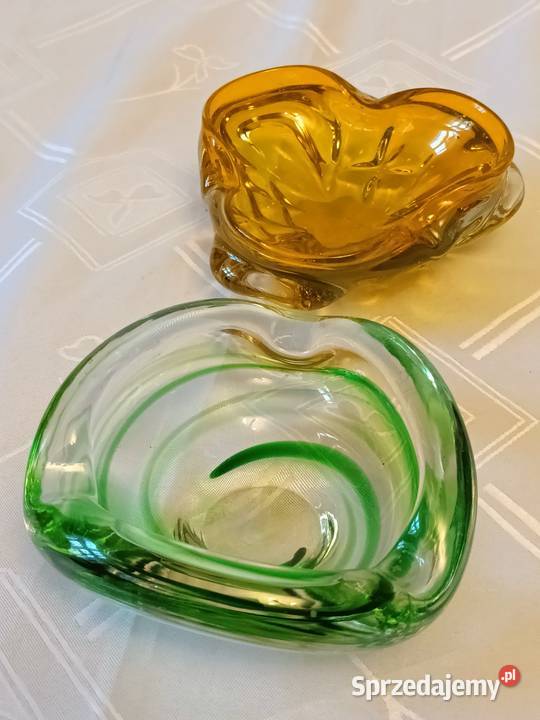 Komplet ładnych popielniczek Gliwice