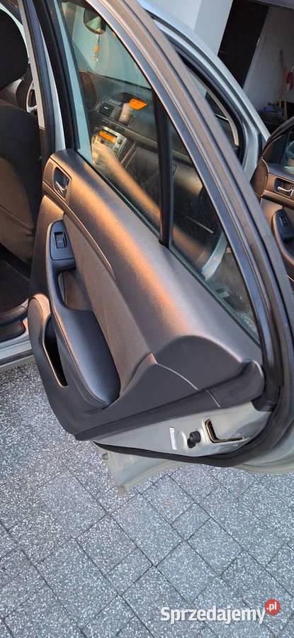 Sprzedam autko benzyna Oleśniki sprzedam