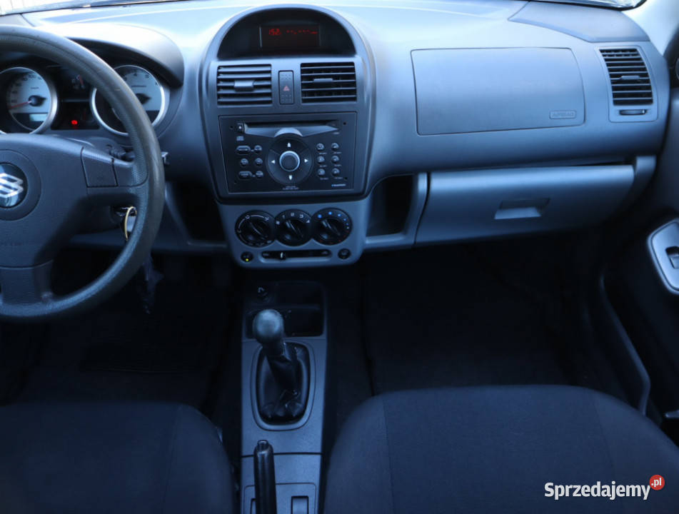 Suzuki Ignis 13