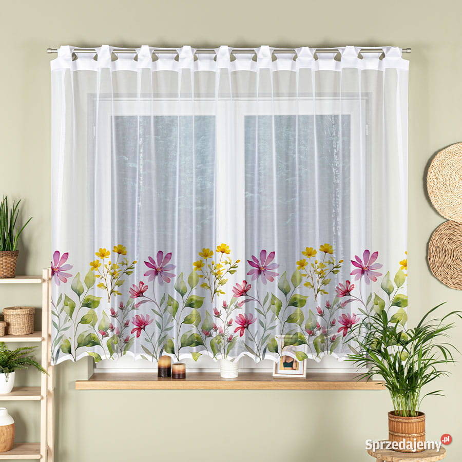 Firany żakardowe w malowane kolorowe kwiaty warmińsko-mazurskie