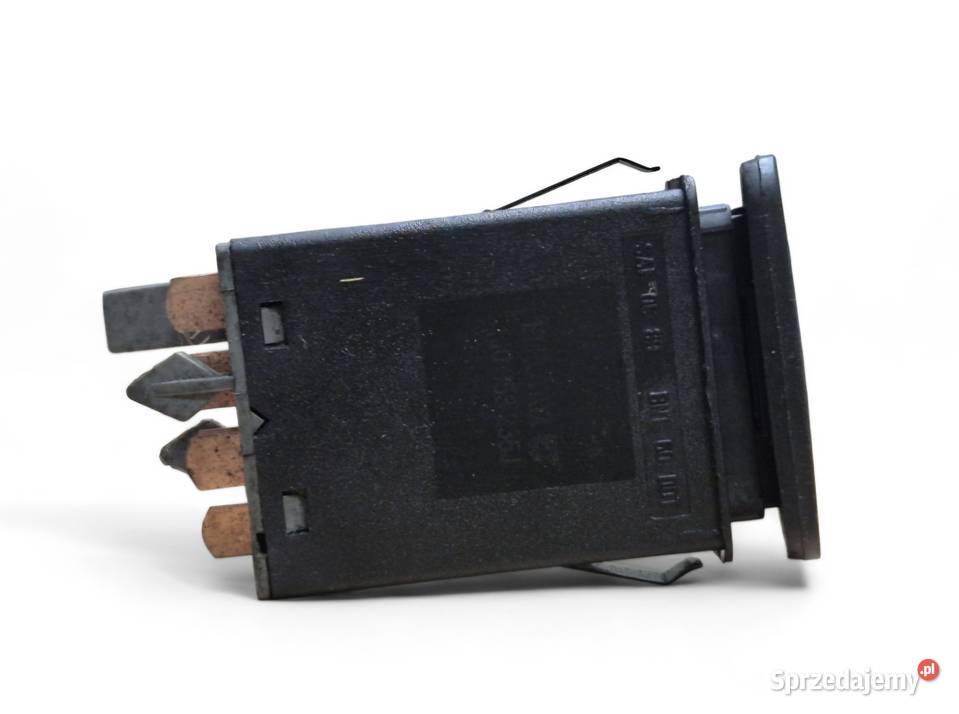 PRZEŁĄCZNIK WŁĄCZNIK ŚWIATEŁ AWARYJNYCH VW GOLF osobowe Działoszyce