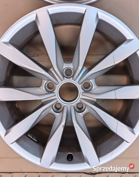 VW Golf Felgi 5GO601025K 60x17 ET48 Średnica 17" Sandomierz