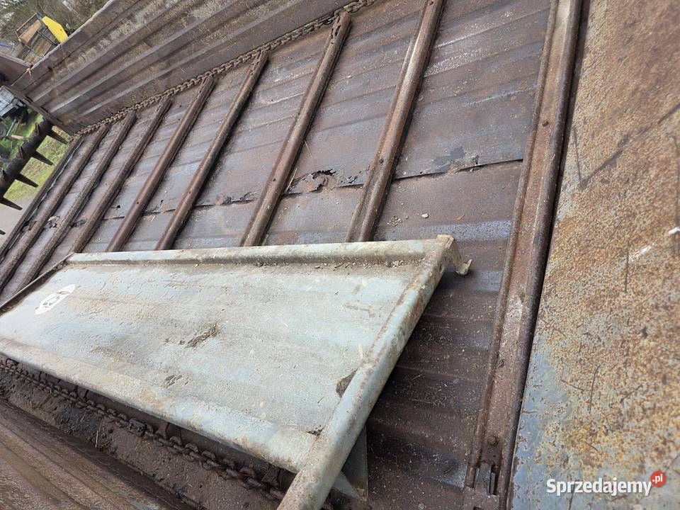 Rozrzutnik obornika jednoosiowy czarna Samborzec