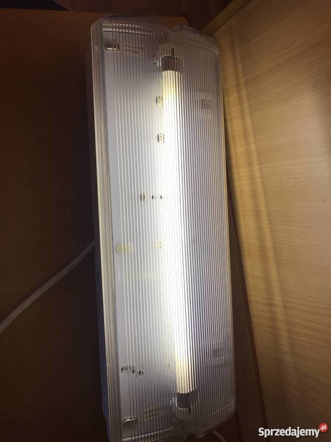 Lampa ewakuacyjna oświetlenie awaryjne Bydgoszcz sprzedam