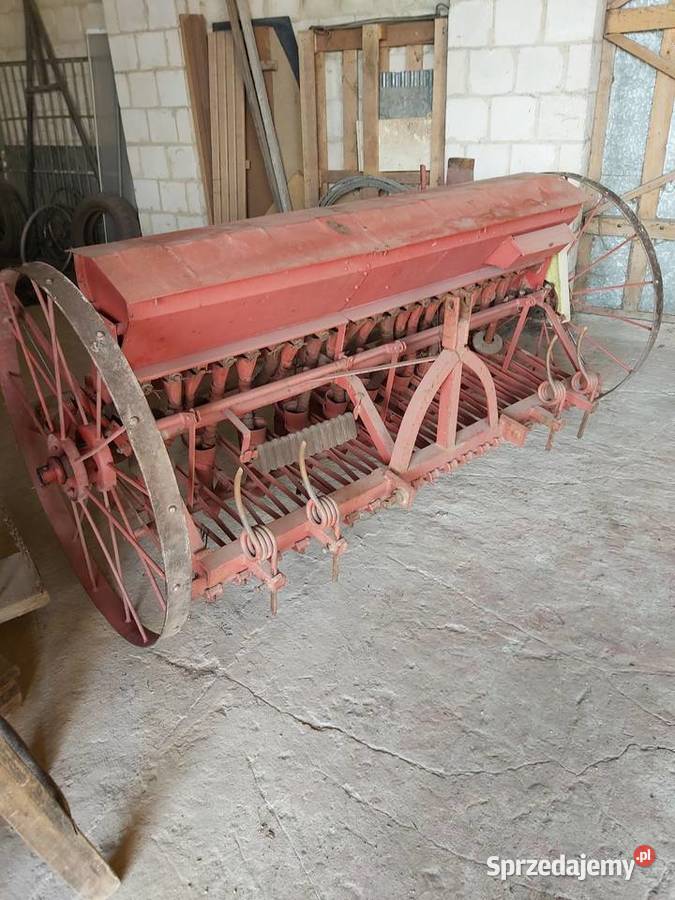 Siewnik konny przerobiony do traktora lubelskie Przybysławice