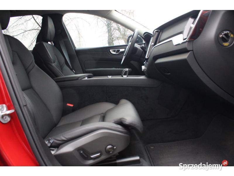 Volvo XC60 2023 prod nieuszkodzony mazowieckie Warszawa