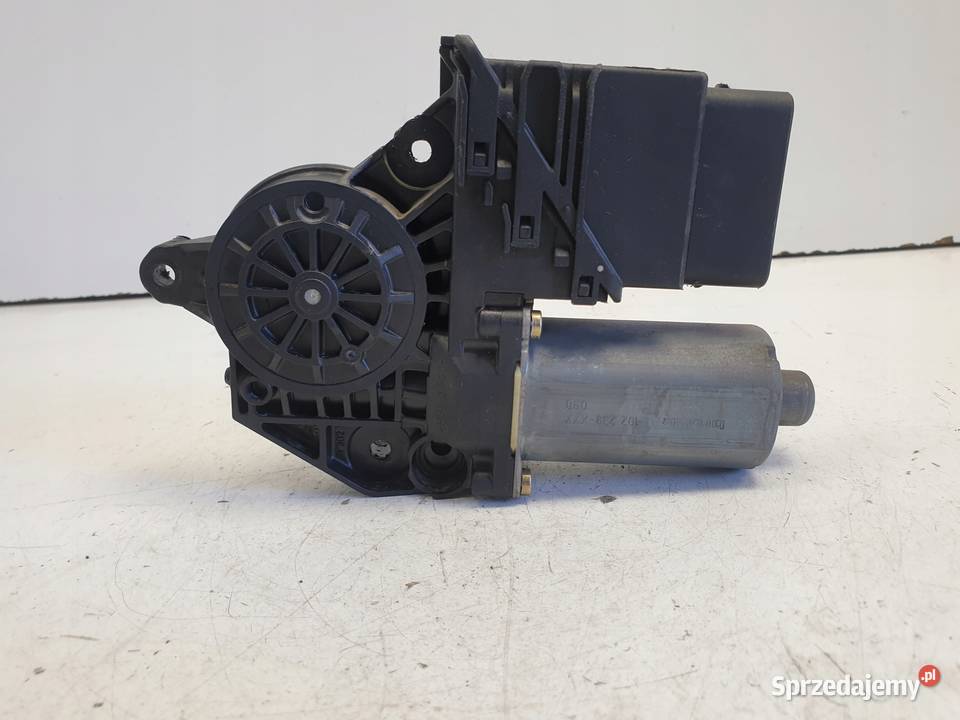 VW Golf IV 5D SILNICZEK SZYBY Prawy tył PASAŻERA osobowe Mechanizmy opuszczania szyb lubelskie