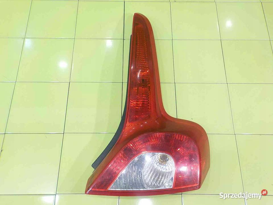 VOLVO C30 20 D 12r 3D lampa prawa tyl 31213914 osobowe mazowieckie