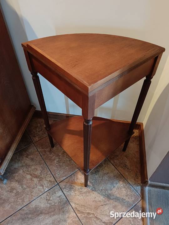 Stolik narożny drewniany ozdobny Lipno