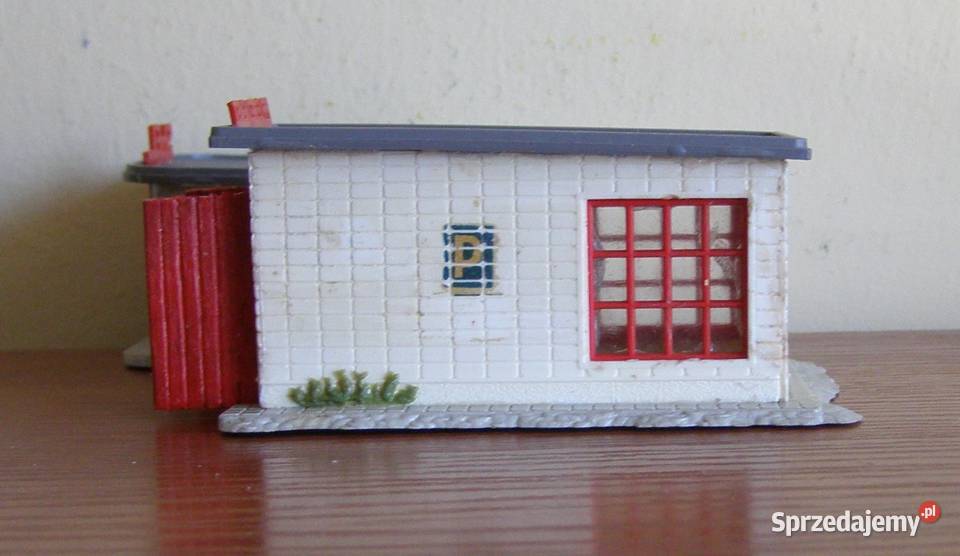 Domek na makietę 41 kolejka skala N Łódź
