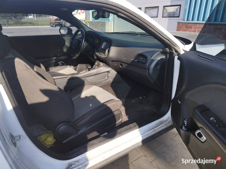 Dodge challenger 36 V6 lift pakiet SRT 305 automatyczna Lublin