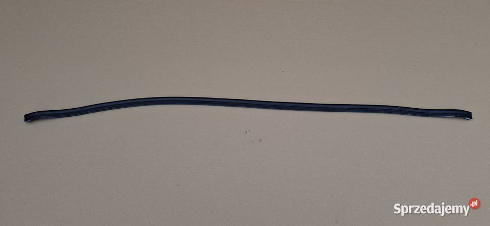 IVECO DAILY 1424 USZCZELKA PODSZYBIA MASKI Bieleń