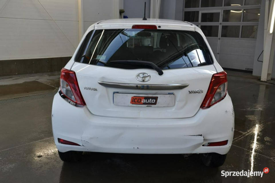 Toyota Yaris 10 benzyna 70 PORYSOWANA Kęty