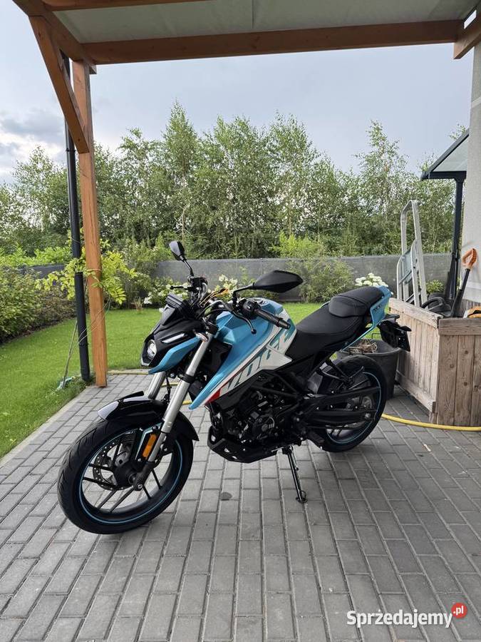 Voge 125R 2025 500 Yamaha MT 125 KTM Duke 125