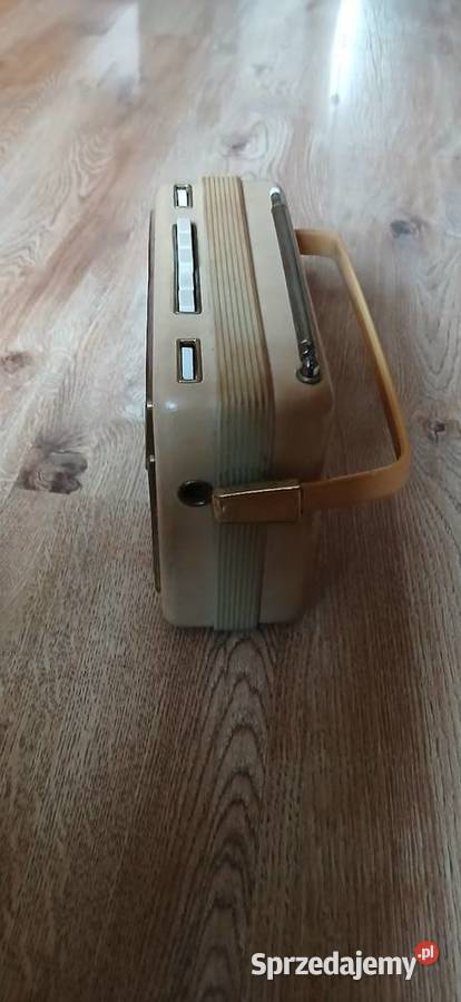 Radio tramzystorowe z lat 60 tych