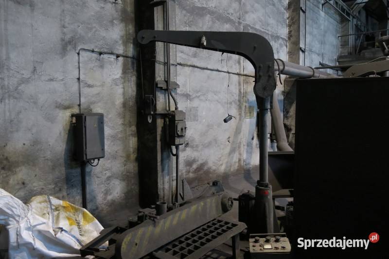 Żuraw obrotowy do obsługi stanowiska roboczego Reszel sprzedam