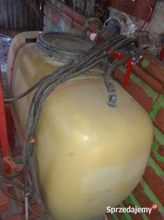 Opryskiwacz RAU 600 L Radomierzyce
