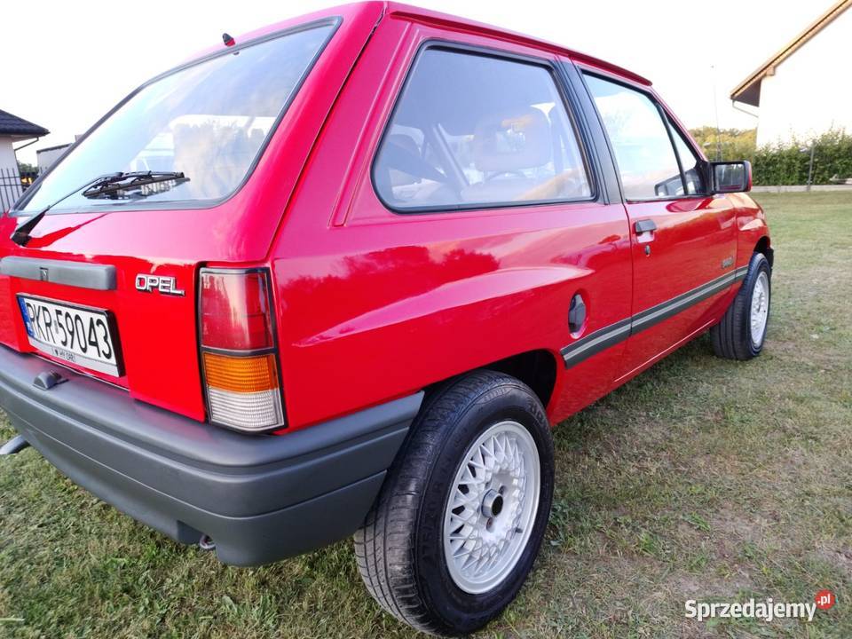 Opel Corsa A 1993 12 petrol manualna Targowiska