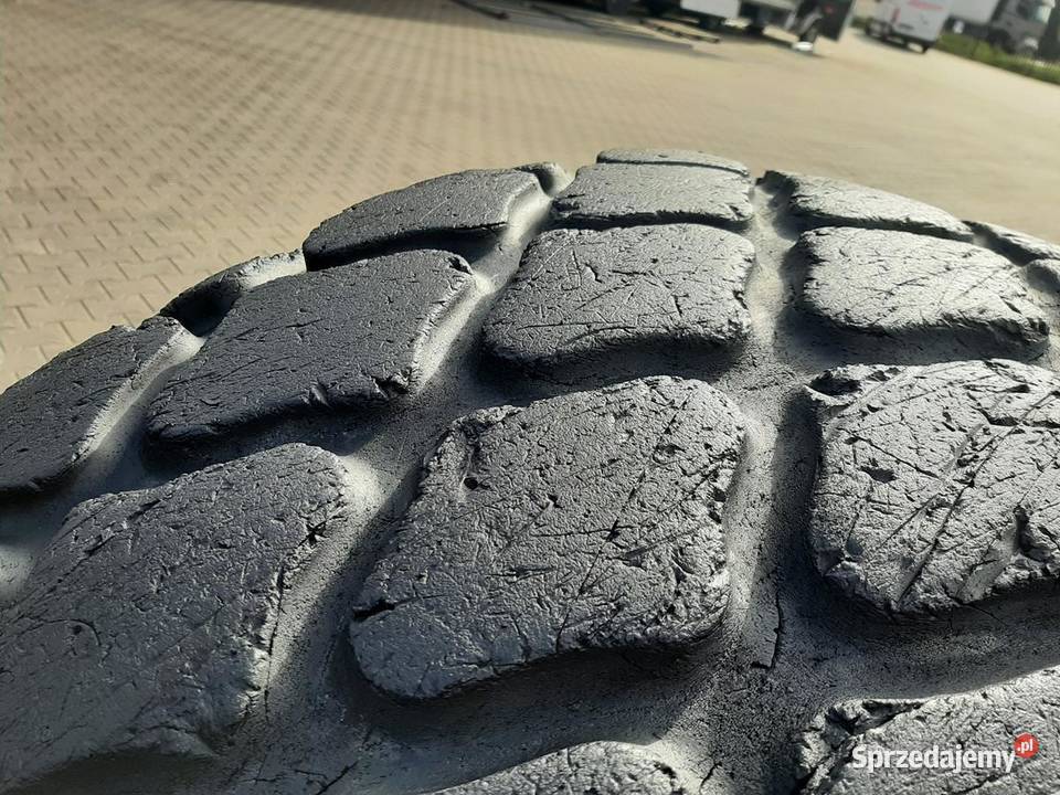 Opona używana rolnicza 23126 231R26 BOMAG TR387 Opony rolnicze podlaskie Zaścianki