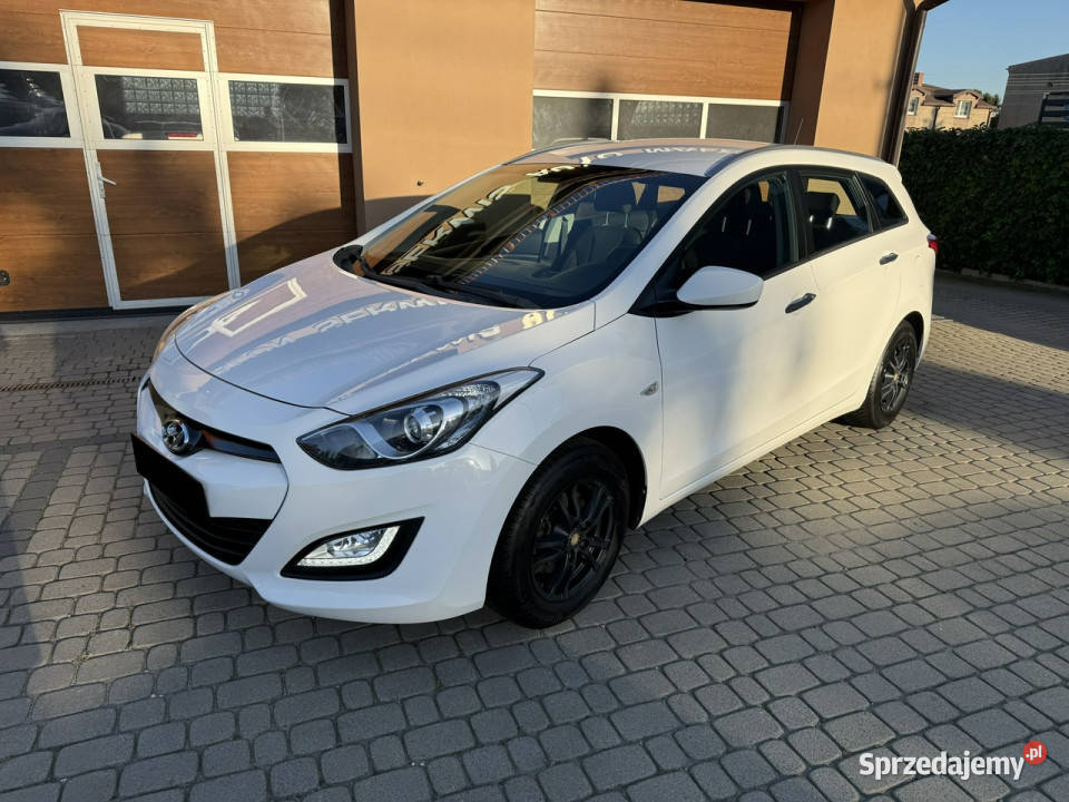 Hyundai i30 Rej012013 14 100 Klimatyzacja II 1396cm3 Orzech