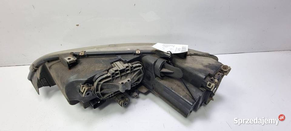 LAMPA PRAWA PRZÓD MAZDA 6 F0140034723R Lipno