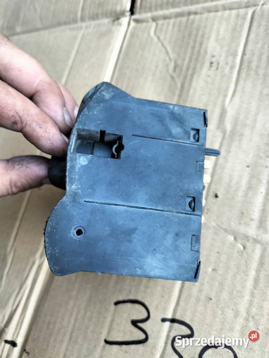 WŁĄCZNIK PRZEŁĄCZNIK ŚWIATEŁ OPEL OMEGA B Kamień-Kolonia