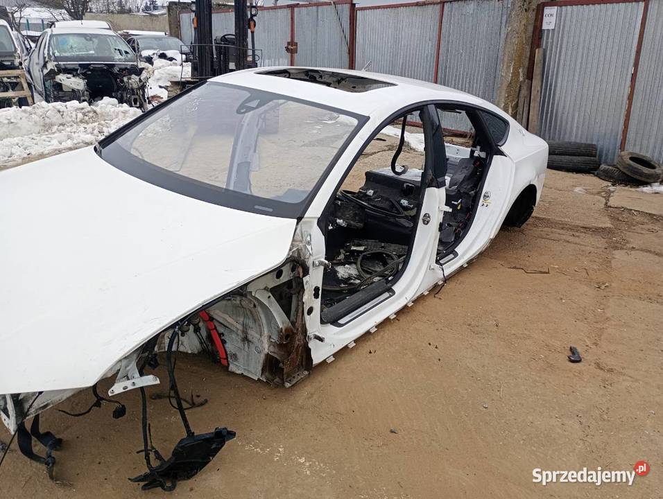 KAROSERIA ĆWIARTKA BŁOTNIK TYŁ LEWY PRÓG DACH osobowe