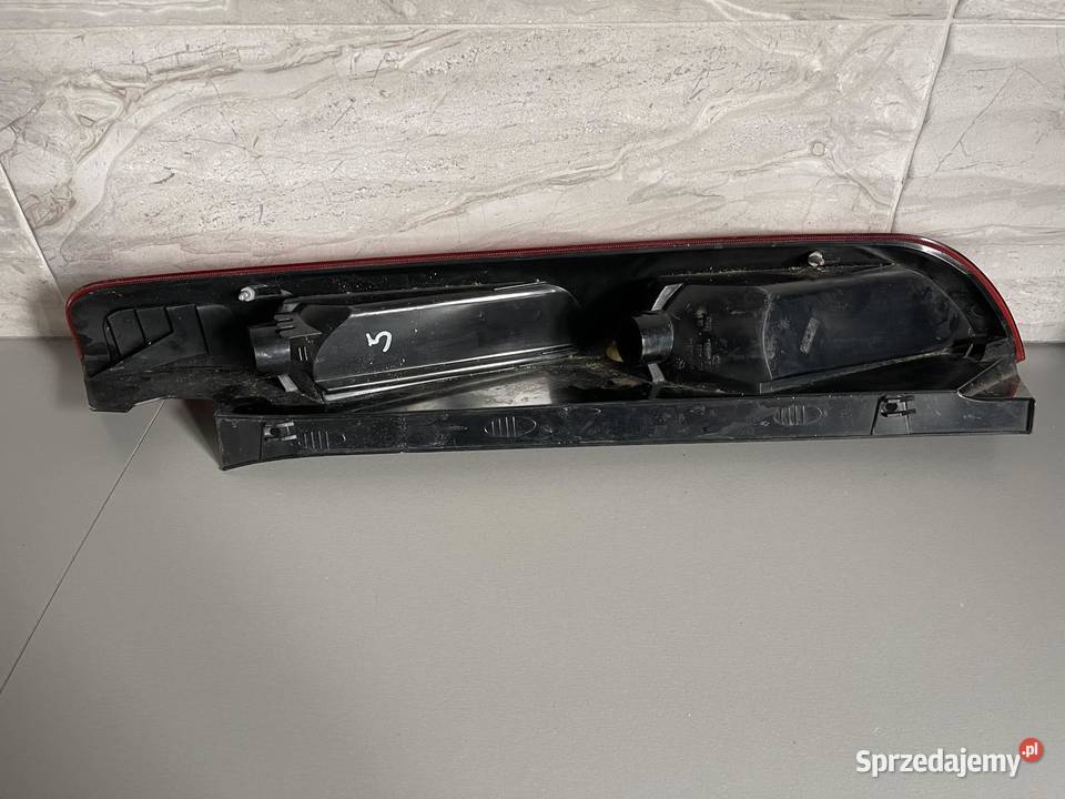 FORD FOCUS MK2 LEWA LAMPA TYŁ 5D Ostroróg