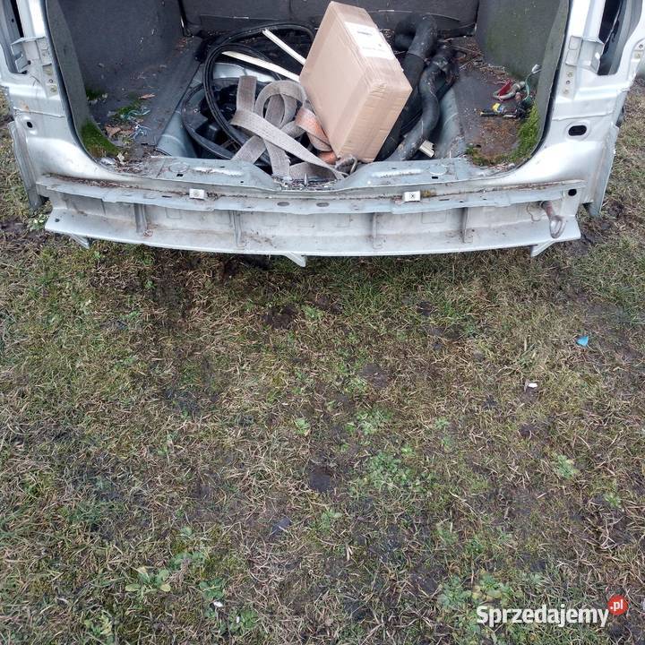 Pas przedni tylny Renault Laguna II kod lakieru Rok produkcji 2004 Złoczew sprzedam