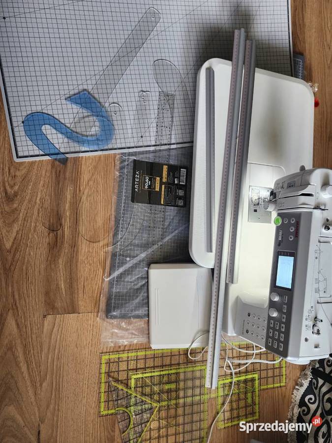 Janome MC6700P komputerowa maszyna do szycia Police