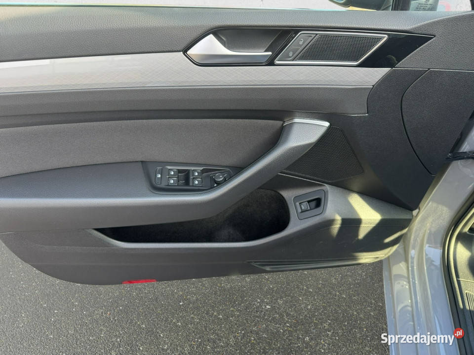 Volkswagen Passat 20 TSI Business DSG Z łopatki zmiany biegów Passat Warszawa