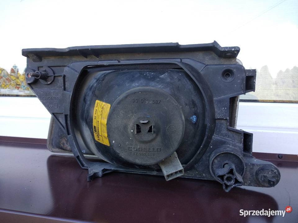 Opel Kadett E lampa przednia prawa reflektor sprzedam