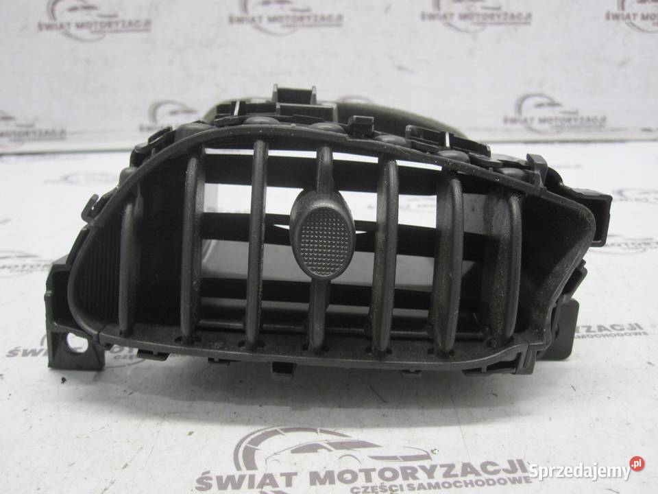 NISSAN JUKE 11r kratka nawiewu 687501KK0A