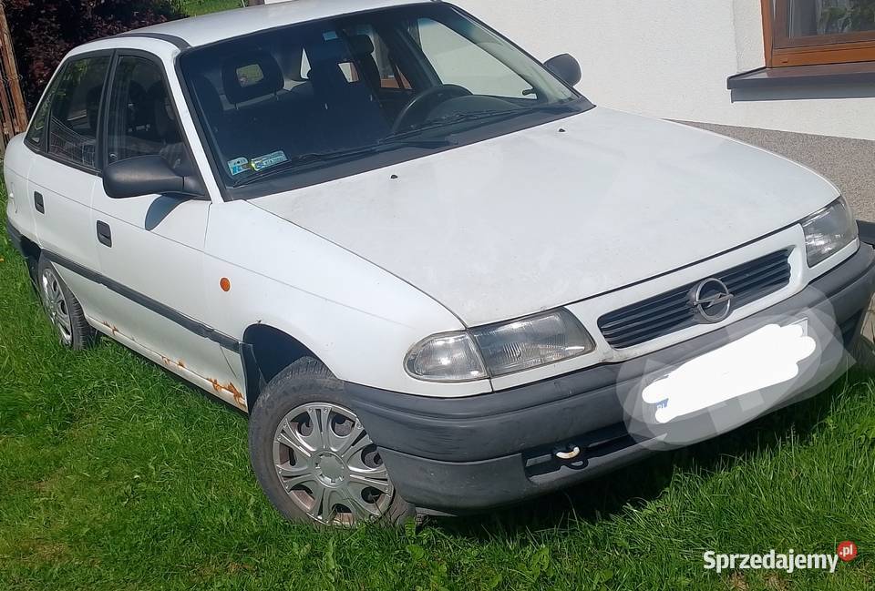 Sprzedam opla astre Motoryzacja Rożnowice