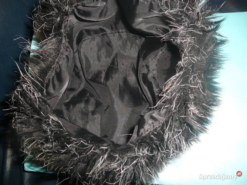 Zestaw czapka czarna futro chusta biała i szalik Dla kobiet Wrocław