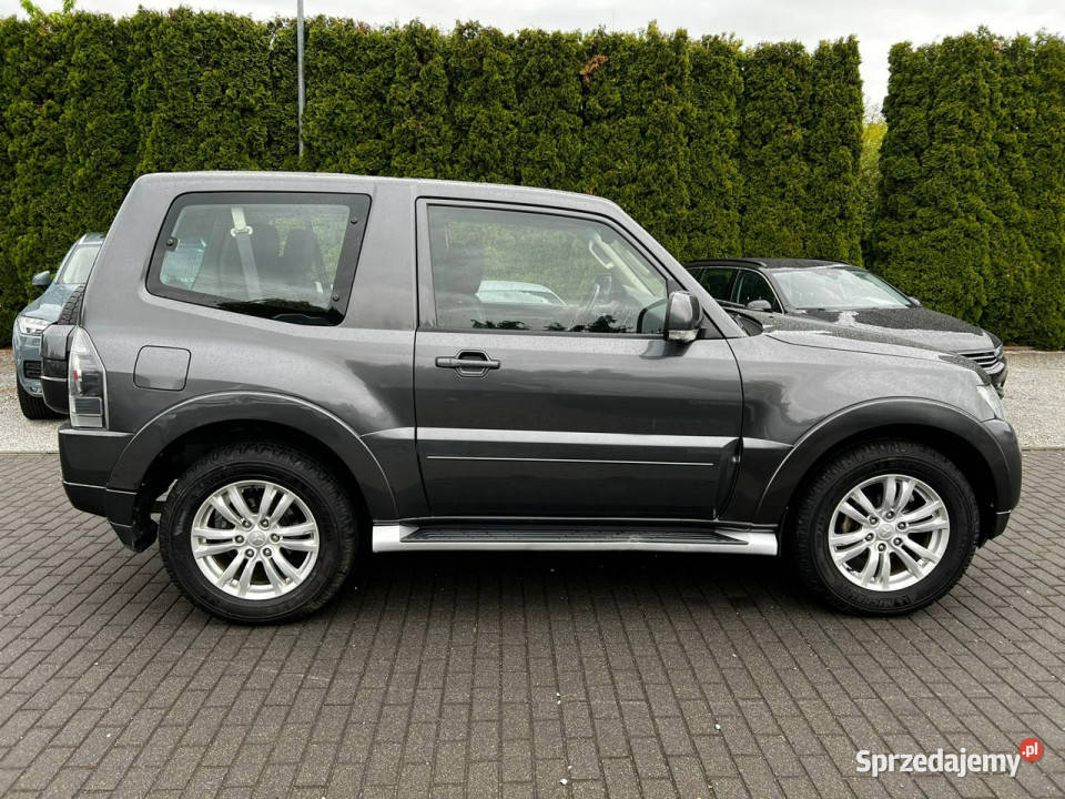 Mitsubishi Pajero 32 DID Automat Zarejestrowany lakier metallic Baranowo