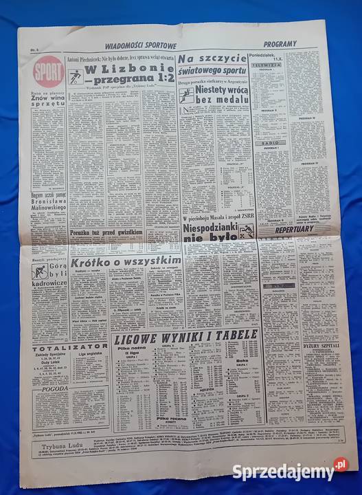 Trybuna Ludu 241 11865 poniedziałek 11 Koźminek