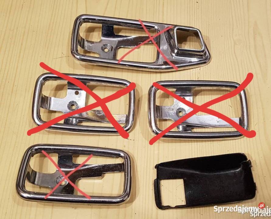 maskownica bocznych klamek Mercedes W123 Gdańsk sprzedam