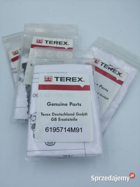 6195714M91 Zestaw uszczelniaczy sekcji Terex 815 Września
