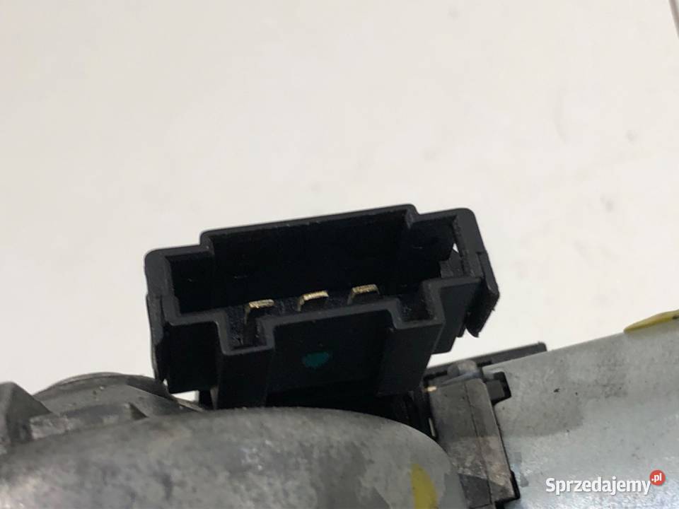 SILNIK WYCIERACZEK TYŁ MERCEDES GLE A2518200042