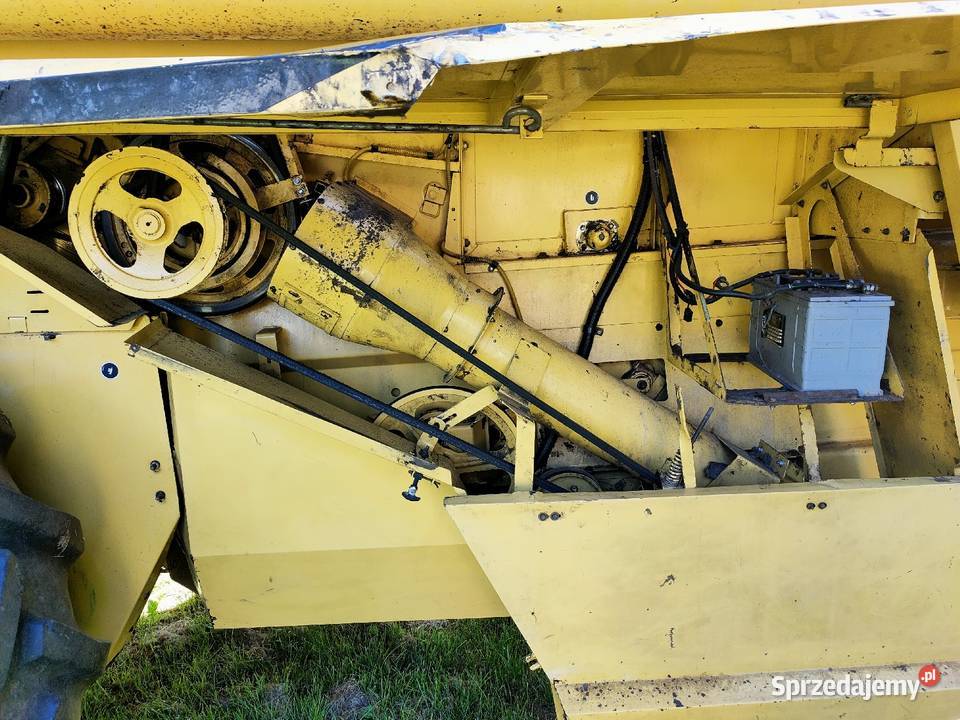 Kombajn zbożowy Holland TX32 Kombajny łódzkie Wola Mąkolska