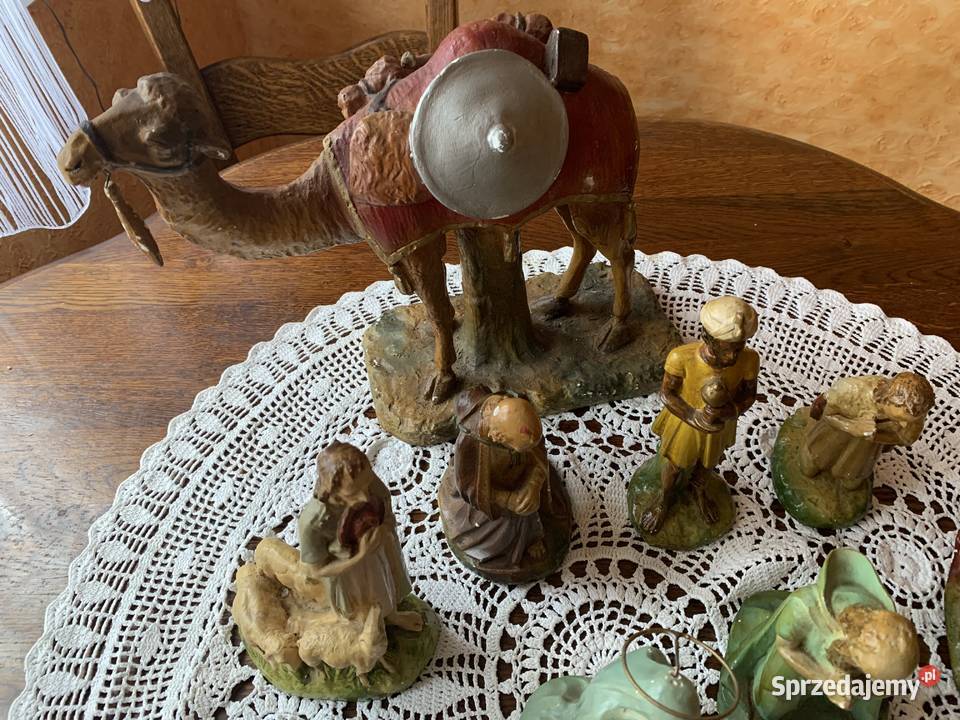 Piękna szopka Bożonarodzeniowa figurki
