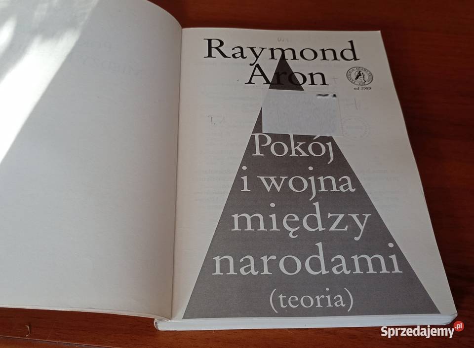 Pokój i wojna między narodami teoria  Raymond Gdańsk sprzedam