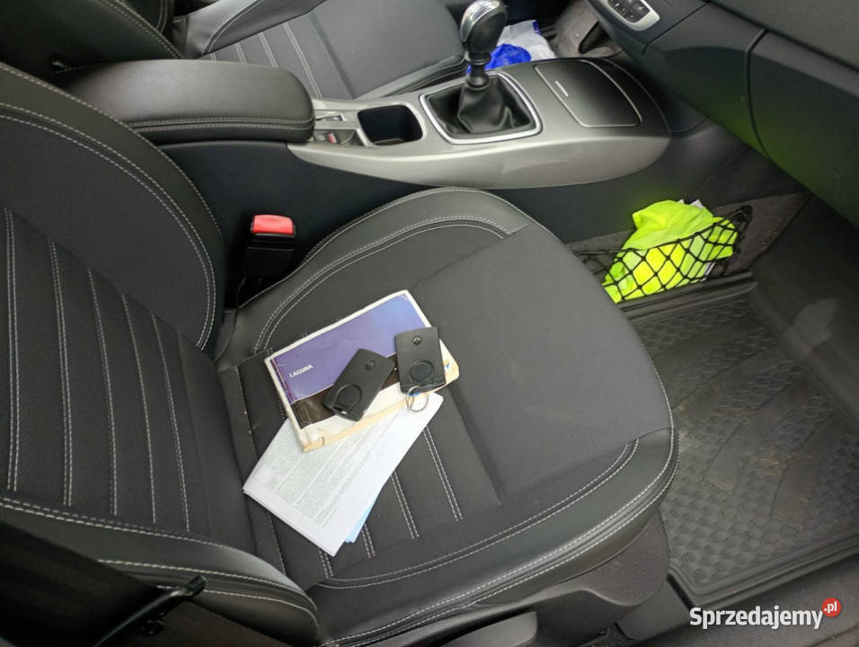Renault Laguna niski przebieg zadbana ładny stan elektryczne lusterka Laguna