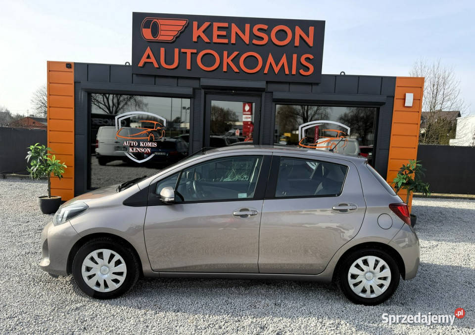 Toyota Yaris Salon Polska Bezwypadkowy Kamera komputer pokładowy Bydgoszcz