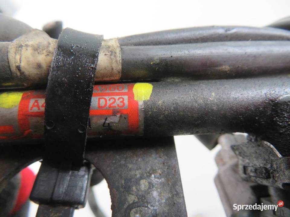 LISTWA WTRYSKOWA IMPREZA II 20 FBLC100 Części samochodowe