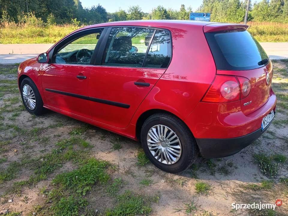 Volkswagen Golf V 20 SDI 75 2004r 288000km Radom