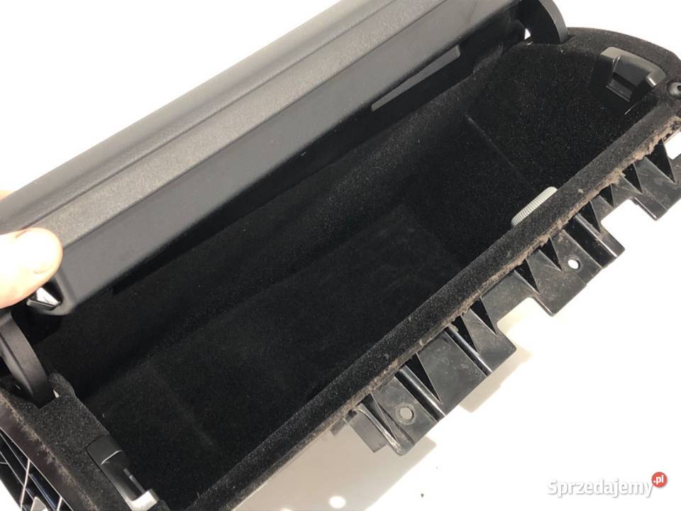 SCHOWEK PASAŻERA MERCEDES C218 Hatchback 1117 osobowe podkarpackie