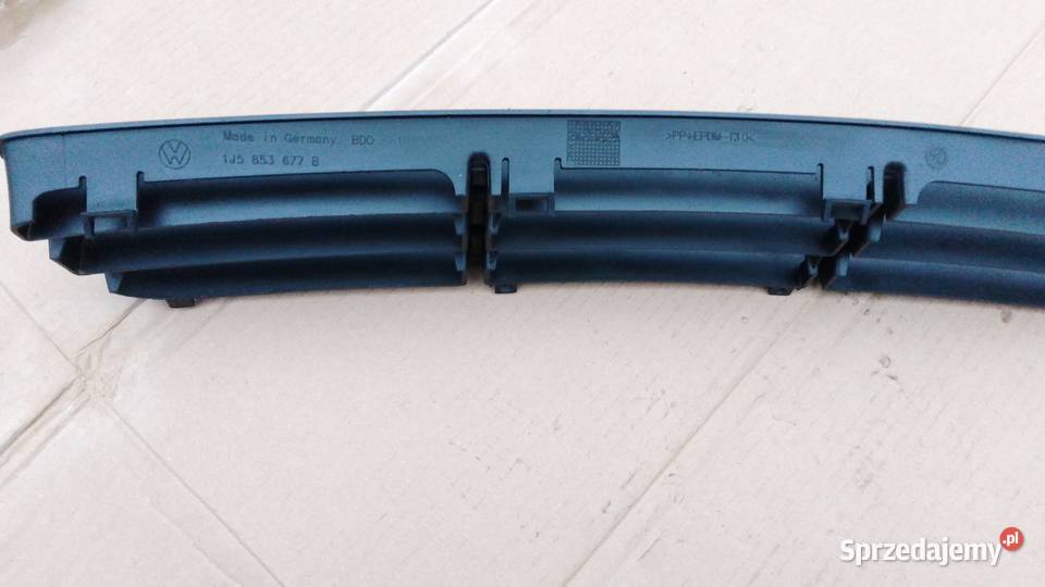 Kratka zderzaka przód środkowa VW Bora osobowe Zderzaki Koszalin